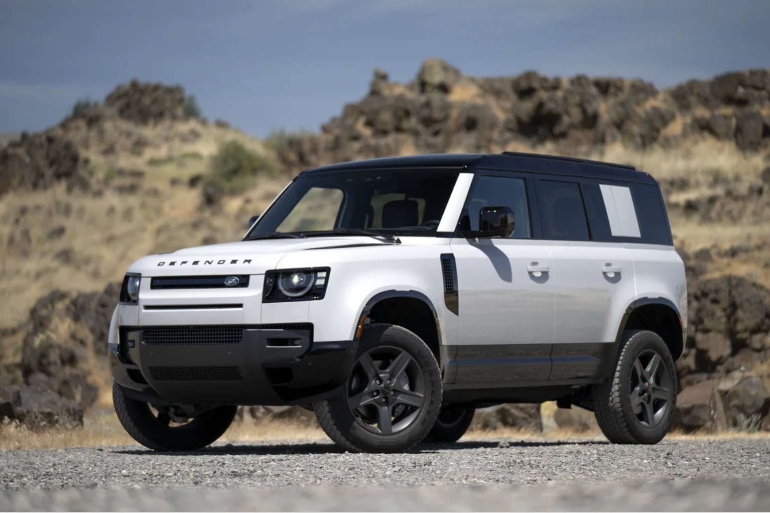 Land Rover Defender 110, front three-quarter view